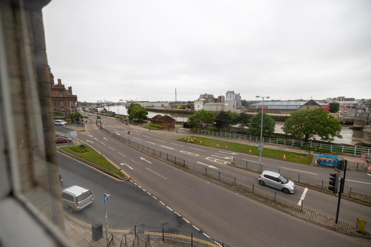 Entire New Flat With View To River Yare, H7 Apartment Great Yarmouth Ngoại thất bức ảnh